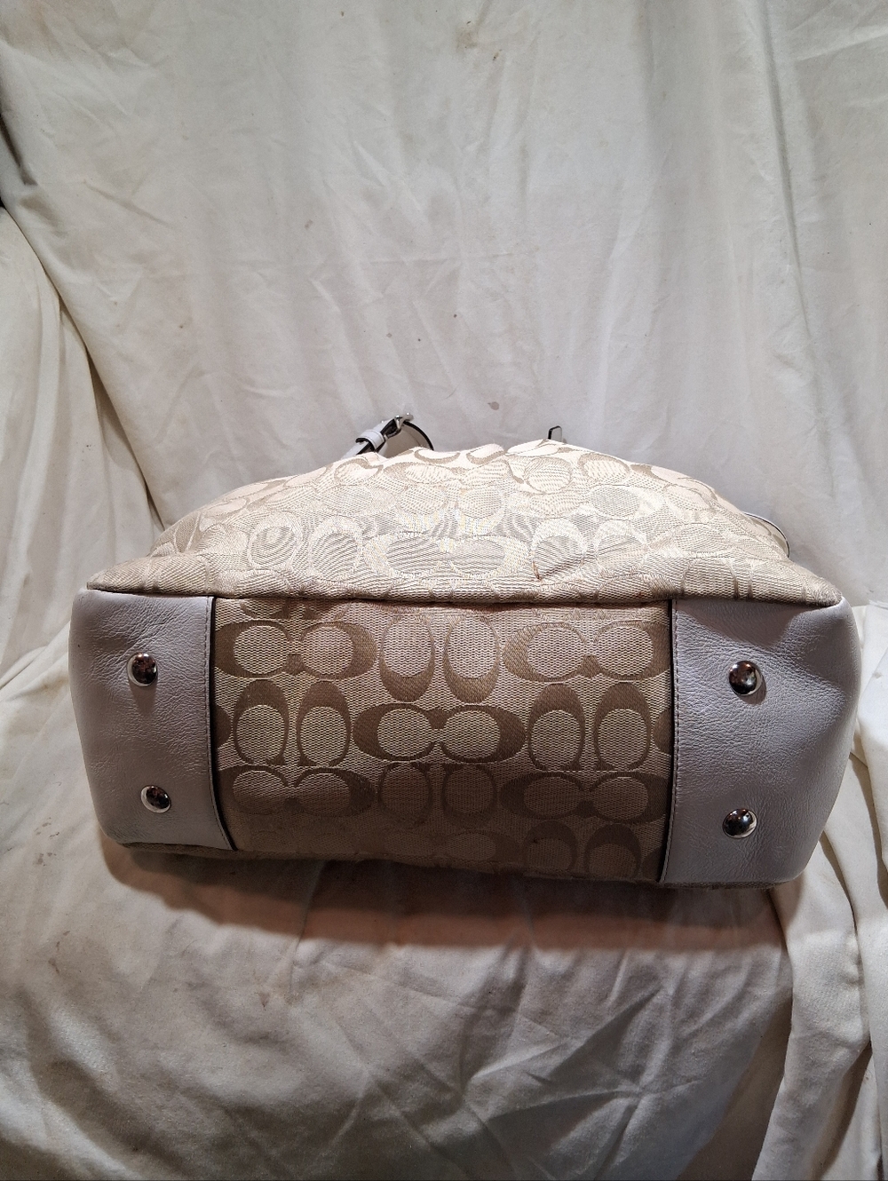Large Pleated Coach Gallery Tote - Picture 7 of 12